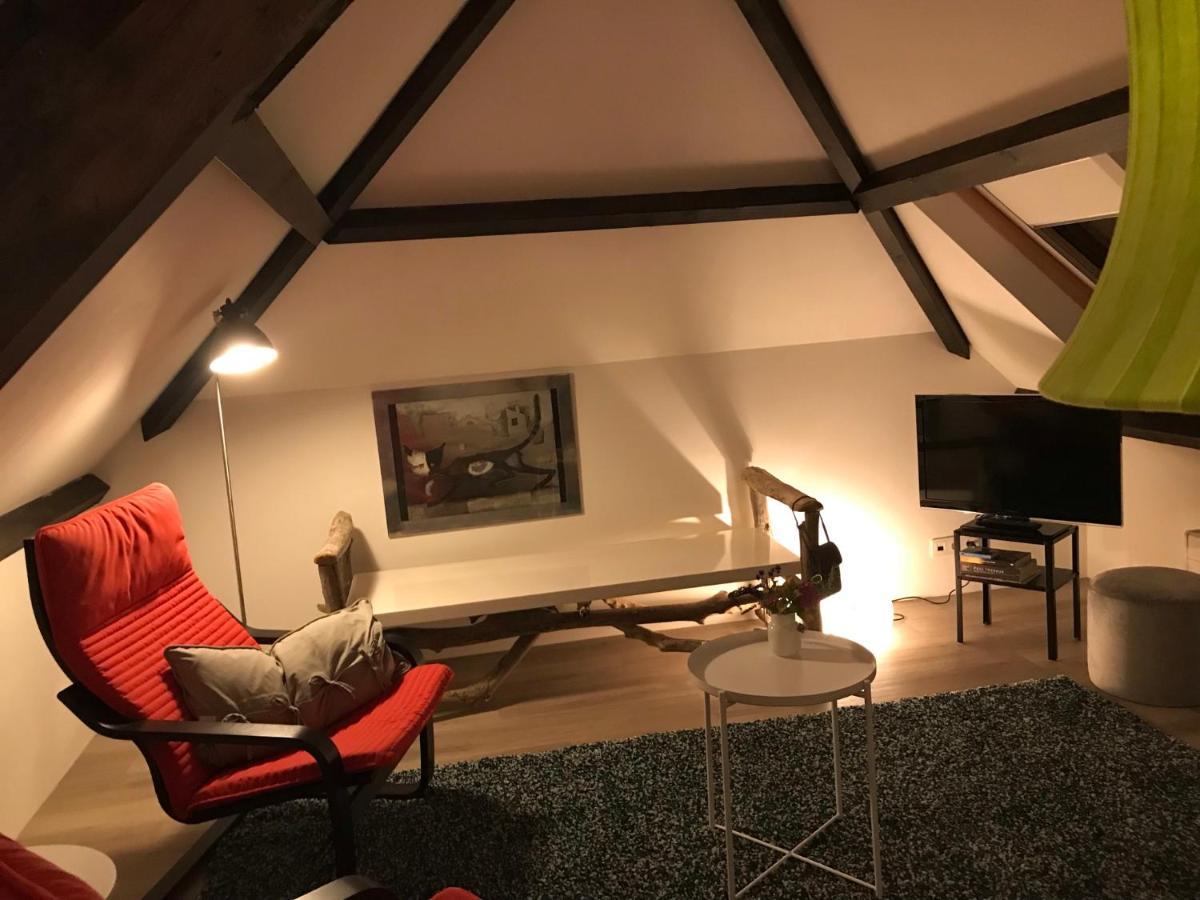 B&B Logeren Bij De Burgemeester Stad aan 't Haringvliet Exterior photo